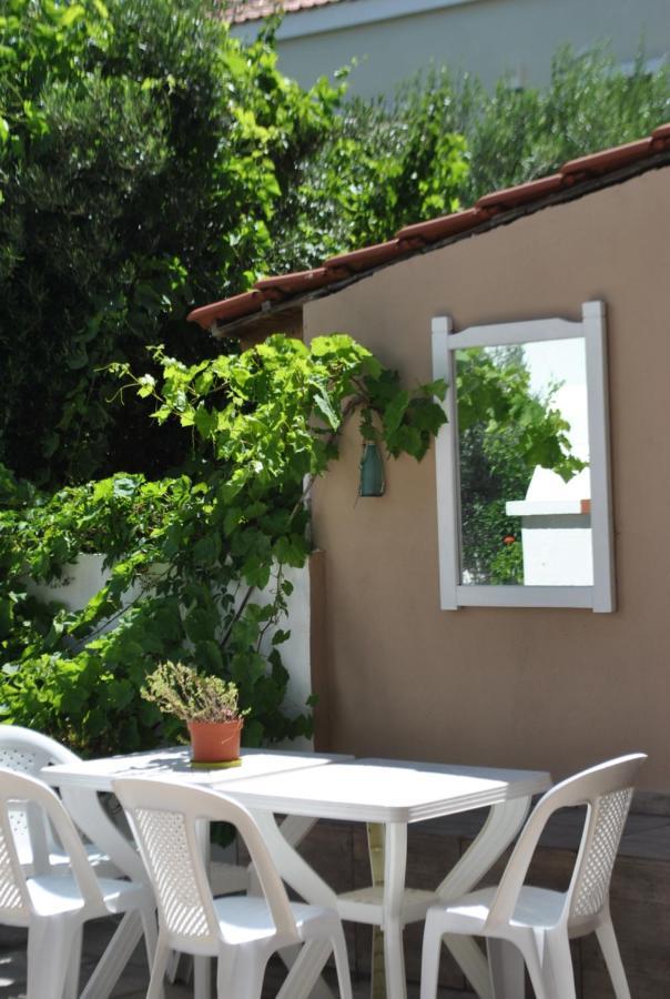 Christina'S Sea House Διαμέρισμα Νικήτη Εξωτερικό φωτογραφία