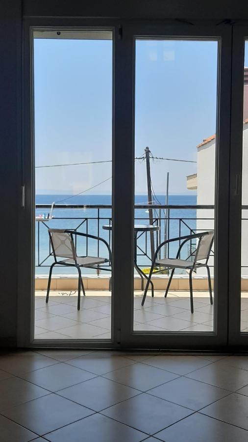 Christina'S Sea House Διαμέρισμα Νικήτη Εξωτερικό φωτογραφία