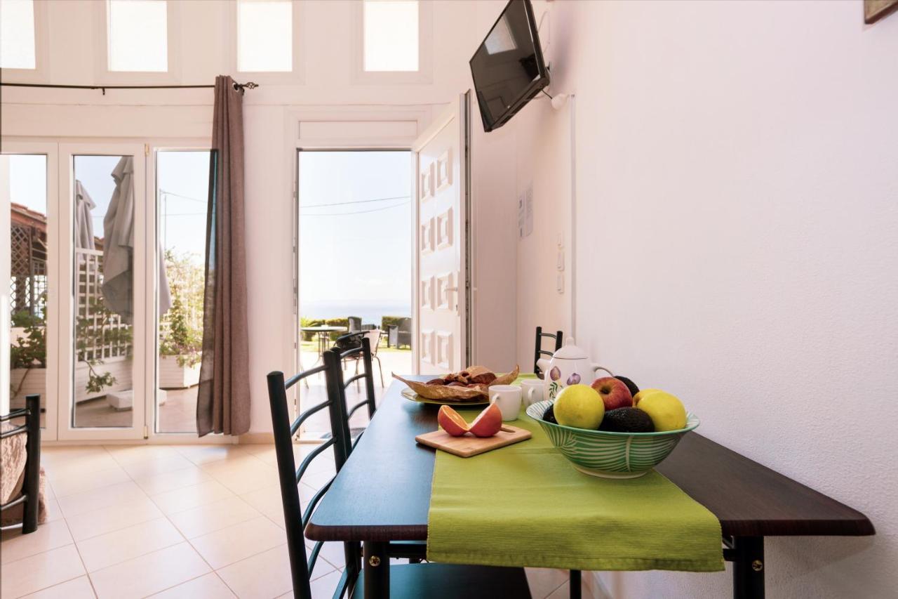 Christina'S Sea House Διαμέρισμα Νικήτη Εξωτερικό φωτογραφία